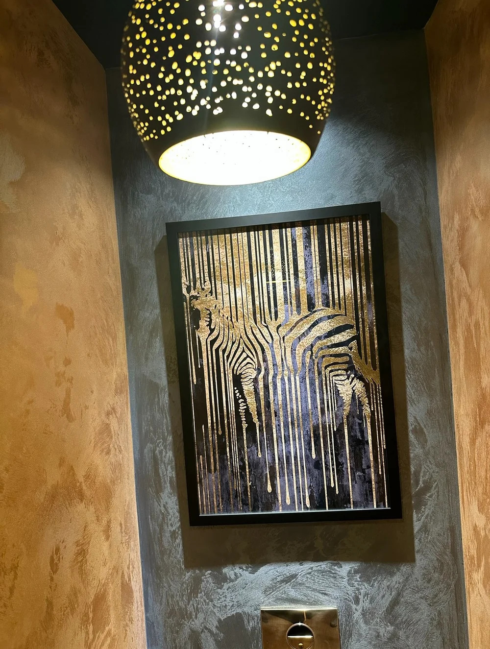 Bespoke feature finish — painting and decorating by The Crown Painters
